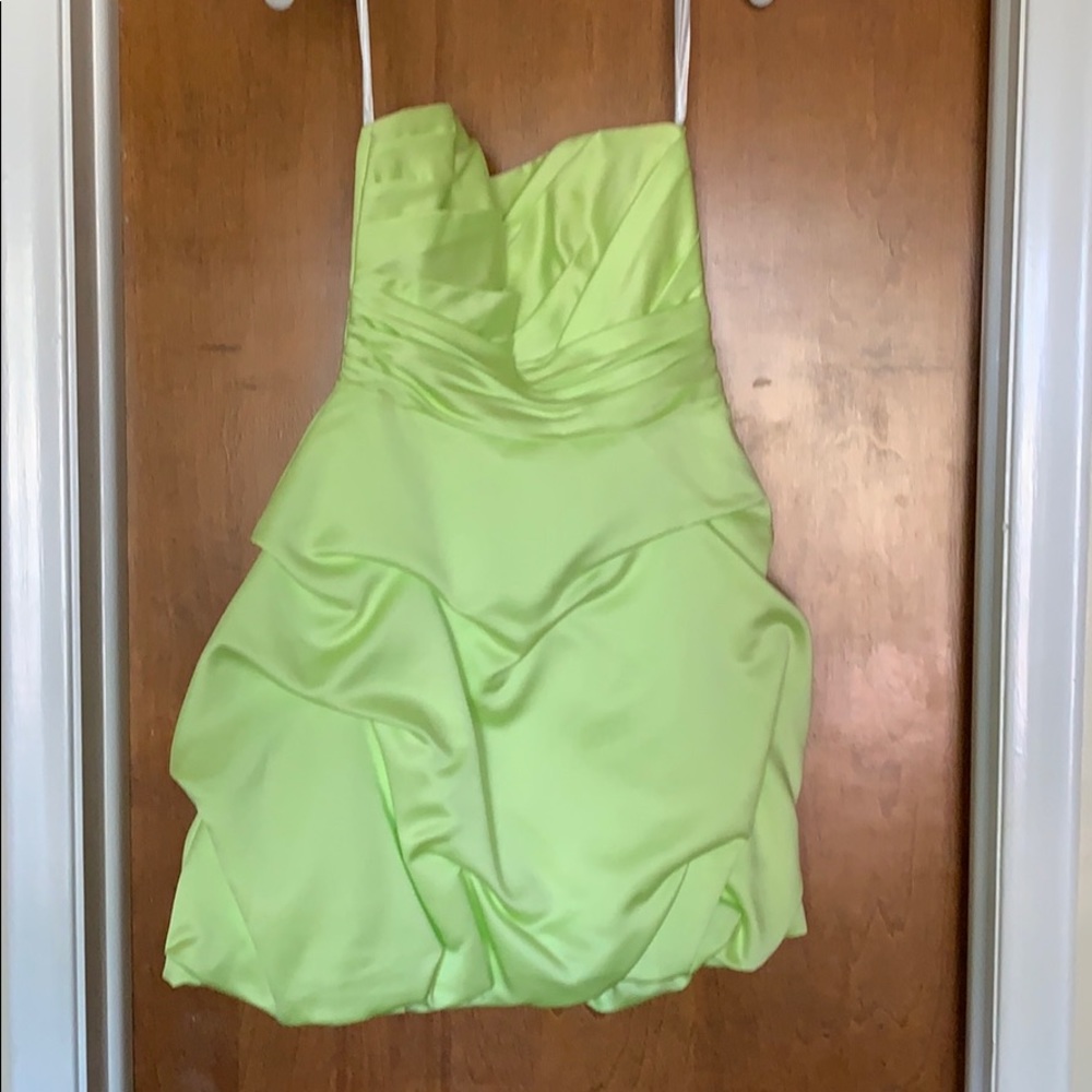 Short strapless dress